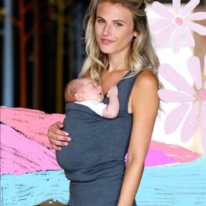 Lalabu Soothe Shirt infant carrier. Sz Small